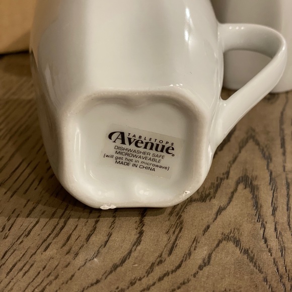 New, Tabletops Avenue 4 11oz ceramic mugs - Picture 5 of 6